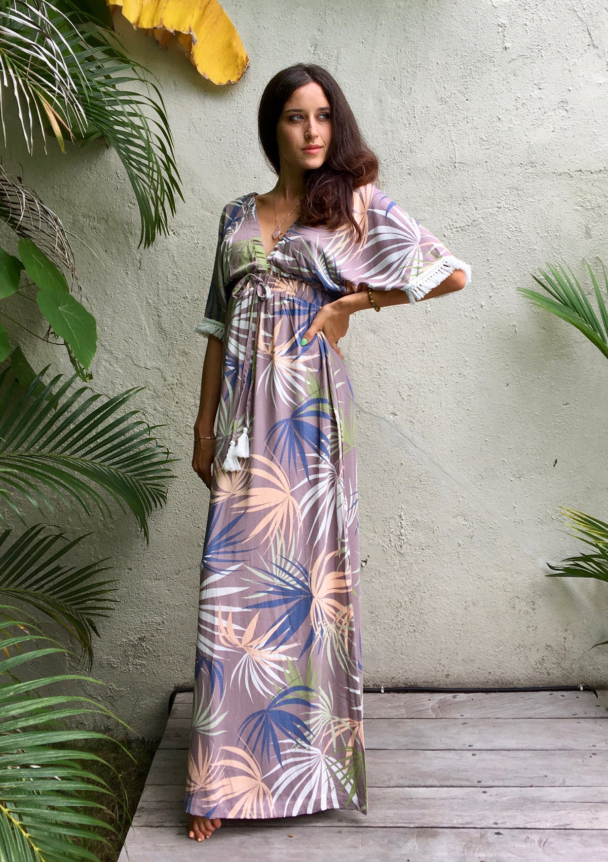 Tropical Flower New Edition Tropical Taupe